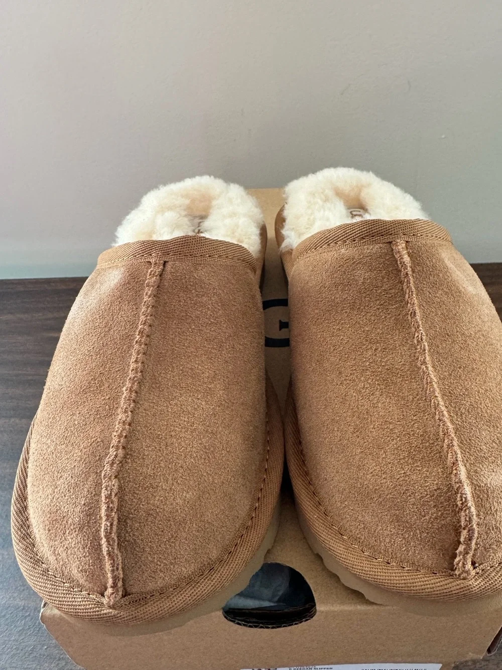 UGG Keegan Chestnut Suede Shearling Slide Slippers Kids 13M Cozy House Shoes